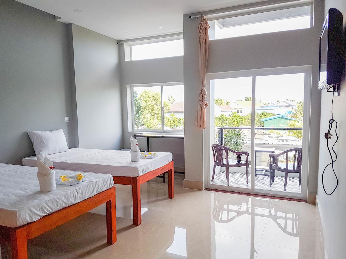 Two Moons Resort Kampot Exterior foto