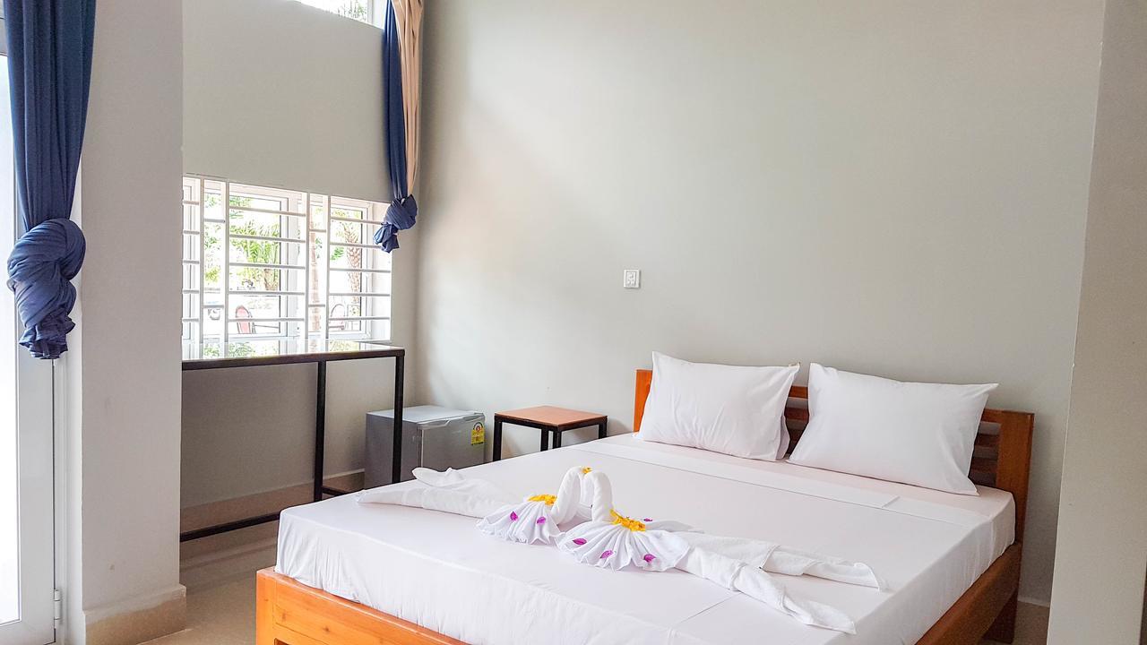 Two Moons Resort Kampot Exterior foto